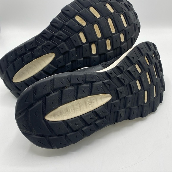 New Balance Dynasoft Nitrel v4 Women  Trail Running Shoes WTNTRCK4-Black 9.5 - Picture 7 of 8